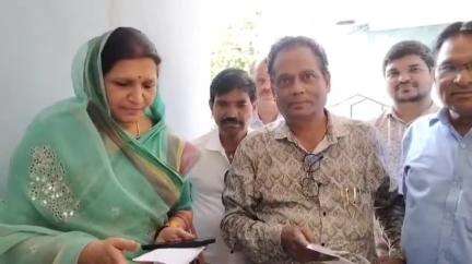 शुजालपुर: शुजालपुर नगरपालिका के स्थायी कर्मचारियों को दो महीने से वेतन नहीं मिला, अध्यक्ष को सौंपा ज्ञापन