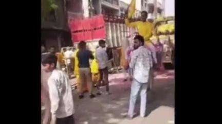 देपालपुर: देपालपुर में गायत्री परिवार ने निकाली कलश यात्रा