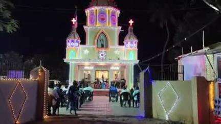 திருத்துறைப்பூண்டி: புனித சவேரியார் ஆலயத்தில் திருதேர் பவனி வெகு விமர்சையாக நடைபெற்றது திரளானோர் பங்கேற்பு