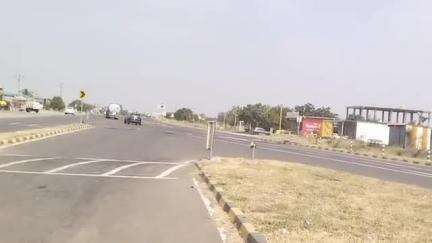 चौसाळा बायपास वर पोलिसाच्या चार चाकी गाडीने दुचाकीला धडक दिल्याने शिक्षकाचा मृत्यू