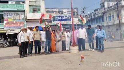 कपासन: ऑपरेशन सिंदूर के तहत POK में हुई एयर स्ट्राइक को लेकर कपासन भाजपा ने पांच बत्ती पर मनाया जश्न