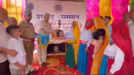 अटेली: अटेली के चंदपुरा में सीआरपीएफ शहीद नरेश कुमार का 28वां शहादत दिवस मनाया गया