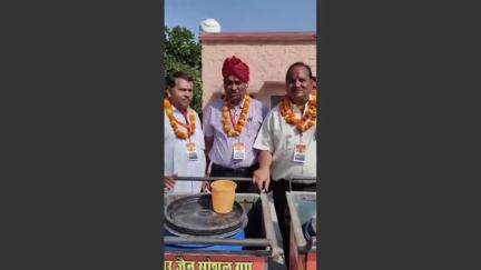 गंगापुर: गंगापुर सिटी रेलवे स्टेशन पर दिगंबर जैन सोशल ग्रुप की अनूठी पहल, भीषण गर्मी में निशुल्क जल सेवा का किया आगाज