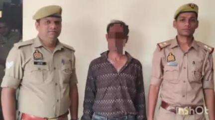 एत्मादपुर: चोरी के मामले में वांछित अभियुक्त को खंदौली से गिरफ्तार किया गया