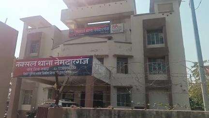 अकबरपुर: नेमदारगंज थाना क्षेत्र में एक महिला के साथ मारपीट कर की गई छेड़छाड़, पीड़िता ने SC-ST थाने में दिया आवेदन