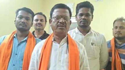 ଖଲ୍ଲିକୋଟ୍: ଅପରେସନ ସିନ୍ଦୂର କୁ ନେଇ ପୁରୁଷୋତ୍ତମପୁର ଠାରେ ପ୍ରତିକ୍ରିୟା ରଖିଲେ ବିଜେପି ଜିଲ୍ଲା ସଭାପତି ବିଜୟ କୁମାର ସ୍ବାଇଁ