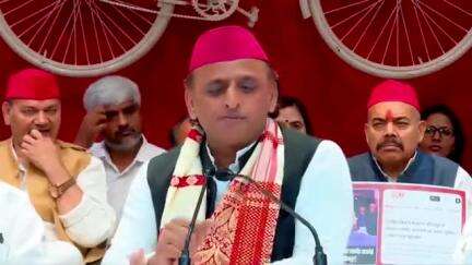 उन्हें हाता नहीं भाता और उन्हें तिलक नहीं लुभाता-अखिलेश यादव