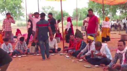 गंगापुर: गंगापुर सिटी वजीरपुर मीना बड़ौदा में भागवत कथा समापन पर देशी घी में भंडारा, हजारों श्रद्धालुओं ने पाई पंगत प्रसादी
