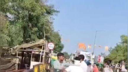 भंडारा: खात रोड येथे व्यावसायिकाचा हप्ता देण्यास नकार ; चाकूने मारून केले जखमी, तिघां विरोधात गुन्हा दाखल