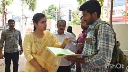 కరీంనగర్: రేషన్‌కార్డు లబ్ధిదారుల వెరిఫికేషన్‌ను పారదర్శకంగా నిర్వహించాలి: మున్సిపల్ కమీషనర్ చాహాత్ బాజ్ పాయ్