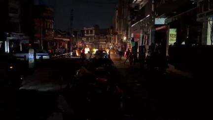 हिसार: जिला प्रशासन ने शाम 7:50 बजे ब्लैकआउट का आह्वान किया, राजगुरु मार्केट में दुकानदारों ने लाइट बंद की
