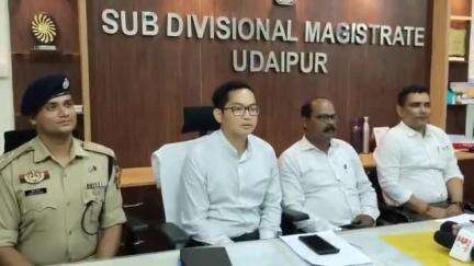 উদয়পুর: গোমতী জেলার সীমান্তবর্তী এলাকায় কঠিন নিরাপত্তা ব্যবস্থা মোড়ানো হয়েছে বলে জানান জেলা পুলিশ সুপার #OperationSindoor