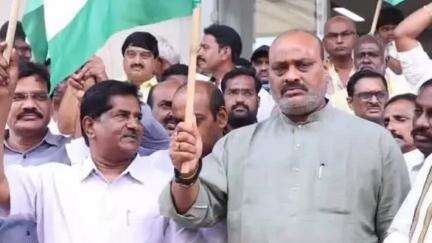 శ్రీకాకుళం: భారత్ మాతా కి జై అంటూ నినాదాలు చేసిన మంత్రి అచ్చం నాయుడు