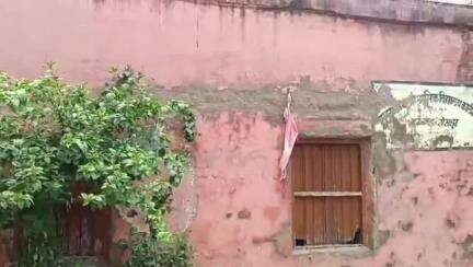 रोसड़ा: प्राथमिक विद्यालय कालीवेदी का जन सहयोग से जीर्णोद्धार के बाद भी नहीं हो रहा अपने भवन में संचालन #jansamasya