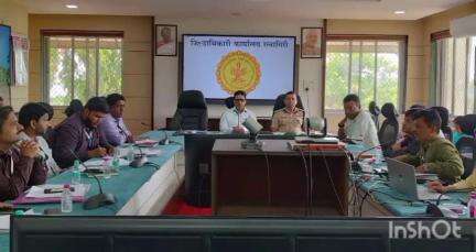 रत्नागिरी: जिल्हाधिकारी कार्यालयात झाली मान्सून पूर्व तयारी 2025 आढावा बैठक
