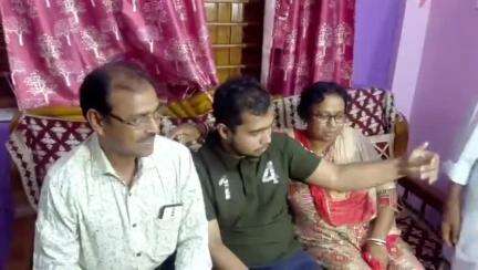মেদিনীপুর: মাধ্যমিক পর উচ্চ মাধ্যমিকের মেধাতালিকাতেও রামকৃষ্ণ মিশন বিদ্যাভবনের ছাত্র; প্রধান শিক্ষক দিলেন বিশেষ বার্তা