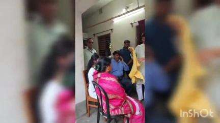 রতুয়া ২: উচ্চ মাধ্যমিকে রাজ্যে দশম স্থান অধিকারী আড়াইডাঙ্গা বি ডি এম একাডেমি বিদ্যালয়ের ছাত্রীকে সম্বর্ধনা
