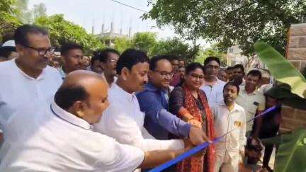 কেতুগ্রাম ১: কেতুগ্ৰাম-১ ব্লকের সমষ্টি উন্নয়ন আধিকারিকের করণ ও পঞ্চায়েত সমিতি কার্যালয়ের নবনির্মিত প্রবেশদ্বারের উদ্বোধন করলেন MLA