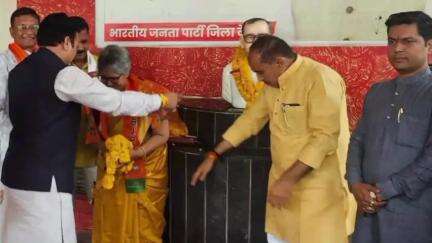 बागली: लोहारदा नगर परिषद की अध्यक्ष संध्या सुनील मालू ने अपना इस्तीफा लिया वापस