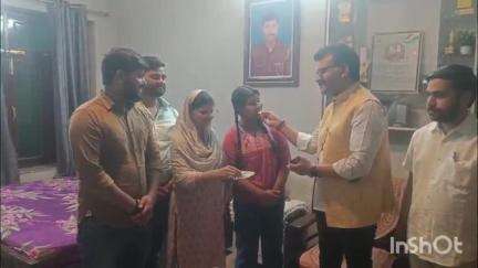 उन्नाव: भारतीयसेना ने पाकिस्तान पर किया हमला,उन्नाव में शहीद जवान की पत्नी ने PM नरेन्द्र मोदी का किया धन्यवाद #OperationSindoor