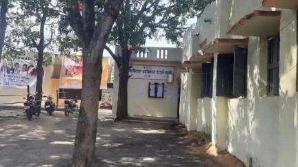 लांजी: लांजी में लोक सेवा गारंटी में समय पर सेवा न देने पर कलेक्टर ने तहसीलदार पर लगाया जुर्माना
