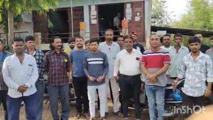 ગરબાડા: ગરબાડા રોહિત વાસમાં વીજ પુરવઠો બંધ રહેતા સ્થાનિક લોકોએ એમજીએસેલ ખાતે રજૂઆત કરી