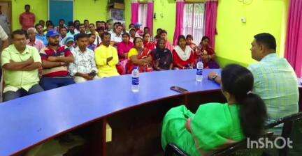 পোলবা-দাদপুর: দাদপুরের মাকালপুর অঞ্চলে তৃণমূল কংগ্রেসের পক্ষ থেকে সাংগঠনিক বৈঠক হয়েগেল আজ