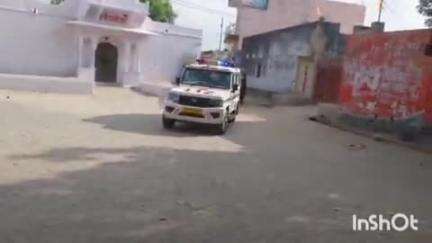 रूपनगर: रूपनगढ़ थाना पुलिस ने ब्लैक आउट को लेकर मुख्य बाजार में अनाउंसमेंट कर लोगों को किया जागरूक