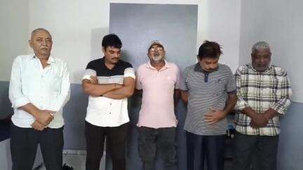 હાંસોટ: સાહોલ ગામની નવી નગરીમાં મકાનમાં ચાલતા જુગાર ધામ પર દરોડા પાડી પાંચ જુગારિયાઓને ઝડપી પાડ્યા હતા