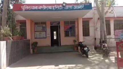 नसीराबाद: स्टेट बैंक ऑफ़ इंडिया की शाखा के मैनेजर ने पुलिसकर्मी पर 10 लाख रुपए का ऋण धोखाधड़ी पूर्वक उठाने का लगाया आरोप