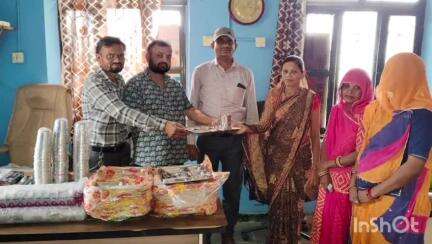 आनंदपुरी: चांदरवाडा में हुआ बर्तन बैंक का शुभारंभ, ग्राम पंचायत ने दिए 400 सेट बर्तन