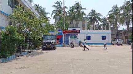 নবদ্বীপ: শিমুলগাছিতে এক মহিলাকে হত্যার অভিযোগে মায়াপুর থেকে ধৃত অভিযুক্তকে নবদ্বীপ আদালতে পেশ করল পুলিশ