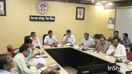 गुलाबगंज: जिले में सीमांकन प्रकरणों के निराकरण हेतु विशेष अभियान संचालित, कलेक्टर ने अधिकारियों को दिए निर्देश