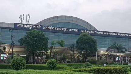 पिंड्रा: भारत और पाकिस्तान के बीच तनाव को देखते हुए वाराणसी से गाजियाबाद की विमान सेवा पर लगी रोक, एयरपोर्ट पर बढ़ी सतर्कता