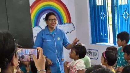 হলদিয়া: নারী ও শিশু সমাজ কল্যাণ পর্ষদে বিধানসভা স্ট্যান্ডিং কমিটির প্রতিনিধি দল হলদিয়া অঙ্গনওয়াড়ি স্কুলগুলি পরিদর্শন