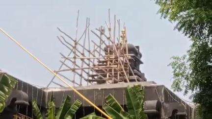 సంతనూతలపాడు: వరసిద్ధి వినాయక స్వామి దేవస్థానం ప్రతిష్ట మహోత్సవంలో పాల్గొన్న ఎమ్మెల్యే బి.ఎన్. విజయ్ కుమార్