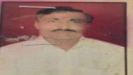 शेगाव: शहरातील अकोट रोड वरील गजानन आइस फैक्ट्री जवळून  ४५ वर्षीय इसम बेपत्ता 
शेगाव शहर पोलीस ठाण्यात हरवल्याची नोंद