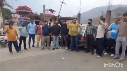 कंडाघाट: कंडाघाट में विशेष समुदाय की महिला ने फेसबुक पर पाकिस्तान के समर्थन में पोस्ट डाली, स्थानीय युवाओं ने पुलिस को दी शिकायत