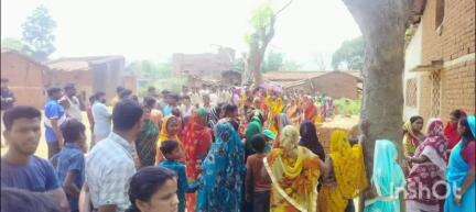 बिरनी: मैझलाडीह गांव में बारात से लौटते समय सड़क हादसे में एक युवक की हुई मौत