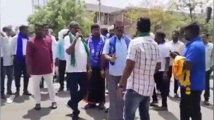 ಚಿಂಚೋಳಿ: ಪಟ್ಟಣಕ್ಕೆ ಆಗಮಿಸಿದ ಒಳ ಮೀಸಲಾತಿ ಜಾರಿಗಾಗಿ ಕ್ರಾಂತಿಕಾರಿ ರಥಯಾತ್ರೆ