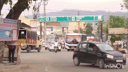 नालागढ़: औद्योगिक क्षेत्र BBN में सड़कों का बुरा हाल, जाम और हादसों से जनता परेशान, लोगों ने उठाई सुधार की मांग #jansamasya