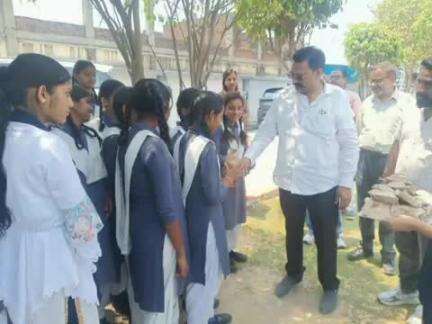 जसपुर: विधायक आदेश चौहान ने OP सिंह इंटर कॉलेज में ओपन जिम का किया लोकार्पण