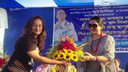 মেদিনীপুর: পথপুকুর ও অসহায় প্রাণীদের আশ্রয়স্থল নির্মিত হবে শহরের পালবাড়িতে, ভিত্তিপ্রস্তর অনুষ্ঠানে উপস্থিত সাংসদ জুন মালিয়া