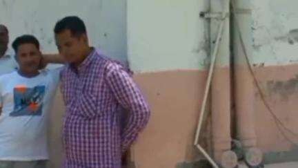 औराई: भदई गांव में बाराती में नाचने से मना करने पर भतीजे ने चाकू मारकर की चाचा की हत्या, पुलिस ने आरोपी को किया गिरफ्तार