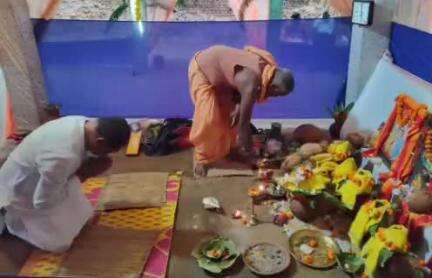 ତଲସରା: ଗଇଲୋ ଗ୍ରାମ ରେ ଅନୁଷ୍ଠିତ ଅଷ୍ଟ ପ୍ରହର ନାମ ସଂକୀର୍ତ୍ତନ କାର୍ଯ୍ୟକ୍ରମ ରେ ଯୋଗ ଦେଲେ ଉପ ବାଚସ୍ପତି