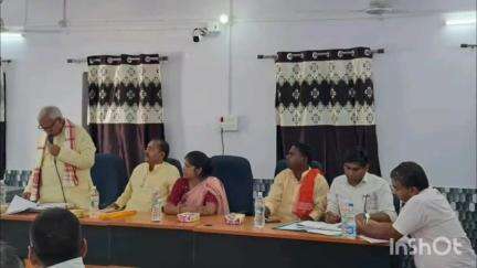 चौसा: चौसा प्रखंड मुख्यालय में 20 सूत्री कमिटी की पहली बैठक गुरुवार को आयोजित हुई