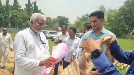 ହିନ୍ଦୋଳ: ହିନ୍ଦୋଳ ପାଇକପୁରୁଣାକୋଟ ପ୍ରାଥମିକ ସ୍କୁଲରେ ଅତିରିକ୍ତ ଶ୍ରେଣୀ ଗୃହ ଉଦଘାଟନ ଉତ୍ସବରେ ଯୋଗଦେଲେ ସାଂସଦ ଏବଂ ବିଧାୟିକା.