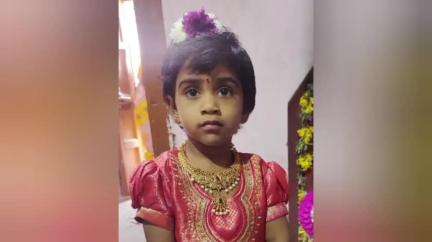 திருச்செந்தூர்: திருச்செந்தூர் குமாரபுரத்தில் நகைக்காக 2 1/2 வயது குழந்தை கழுத்தை கழுத்து நெரித்து கொலை பரபரப்பு