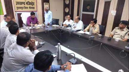 हुरड़ा: गुलाबपुरा में जनसुनवाई: जिला कलेक्टर संधू ने जनसमस्याओं को गंभीरता से लिया, विभागों को दिए समाधान के निर्देश