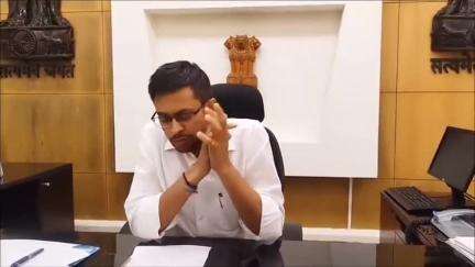 झाडोल: जिला कलक्टर नमित मेहता की अध्यक्षता में बजट घोषणाओं की प्रगति की समीक्षा बैठक आयोजित